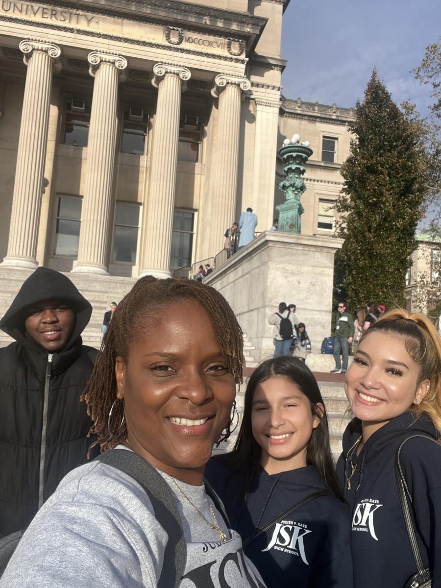 Columbia Scholastic Press Association Fall Conference
Richard, Ms. J.P. Brianna and Kimberlyn attending CSPA believing in  the freedom of speech or of the press; or the right of the people peaceably to assemble.



